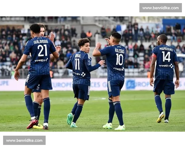 里昂主场迎战甘冈法甲焦点对决悬念与实力碰撞前瞻争夺胜利走向赛季关键 里昂主场迎战甘冈法甲焦点对决悬念与实力碰撞前瞻争夺胜利走向赛季关键